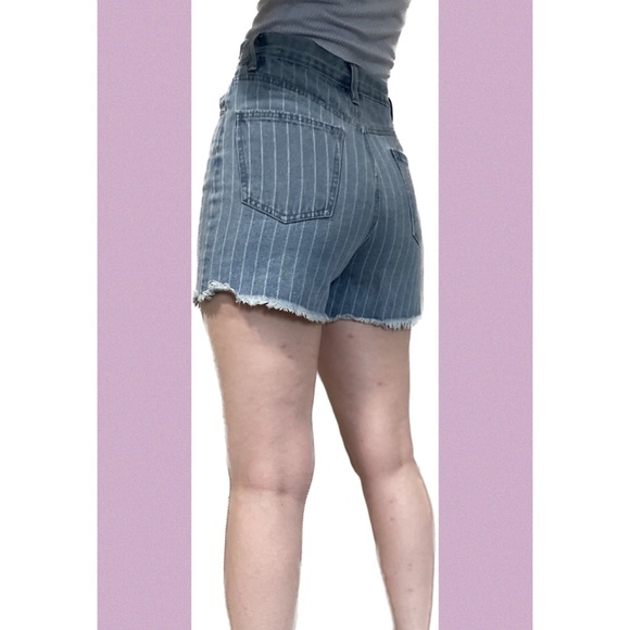 Adorable Pin Striped Denim Shorts! - Picture 2 of 4